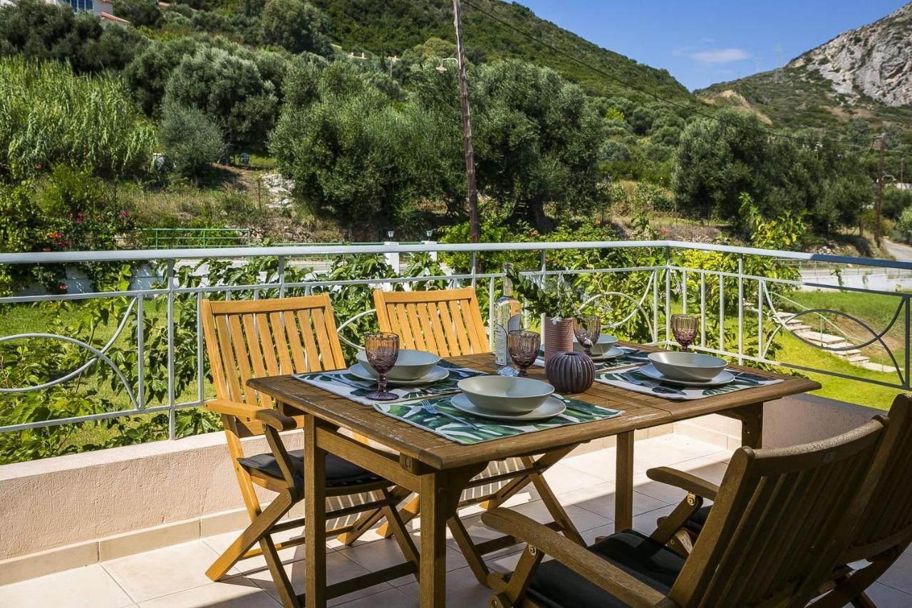Sea Apartment Katelios Bagian luar foto
